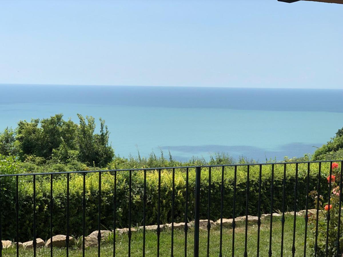 Luxury Family Apartment Kaliakria Topola Exterior photo